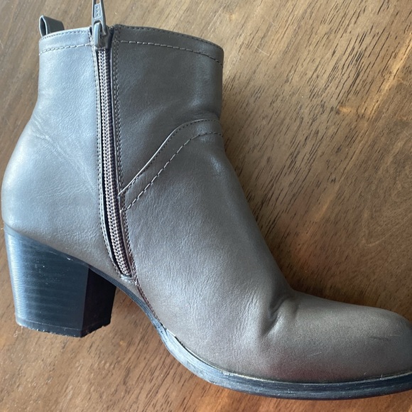 Call it Spring Grey Vegan leather boots - Picture 7 of 8